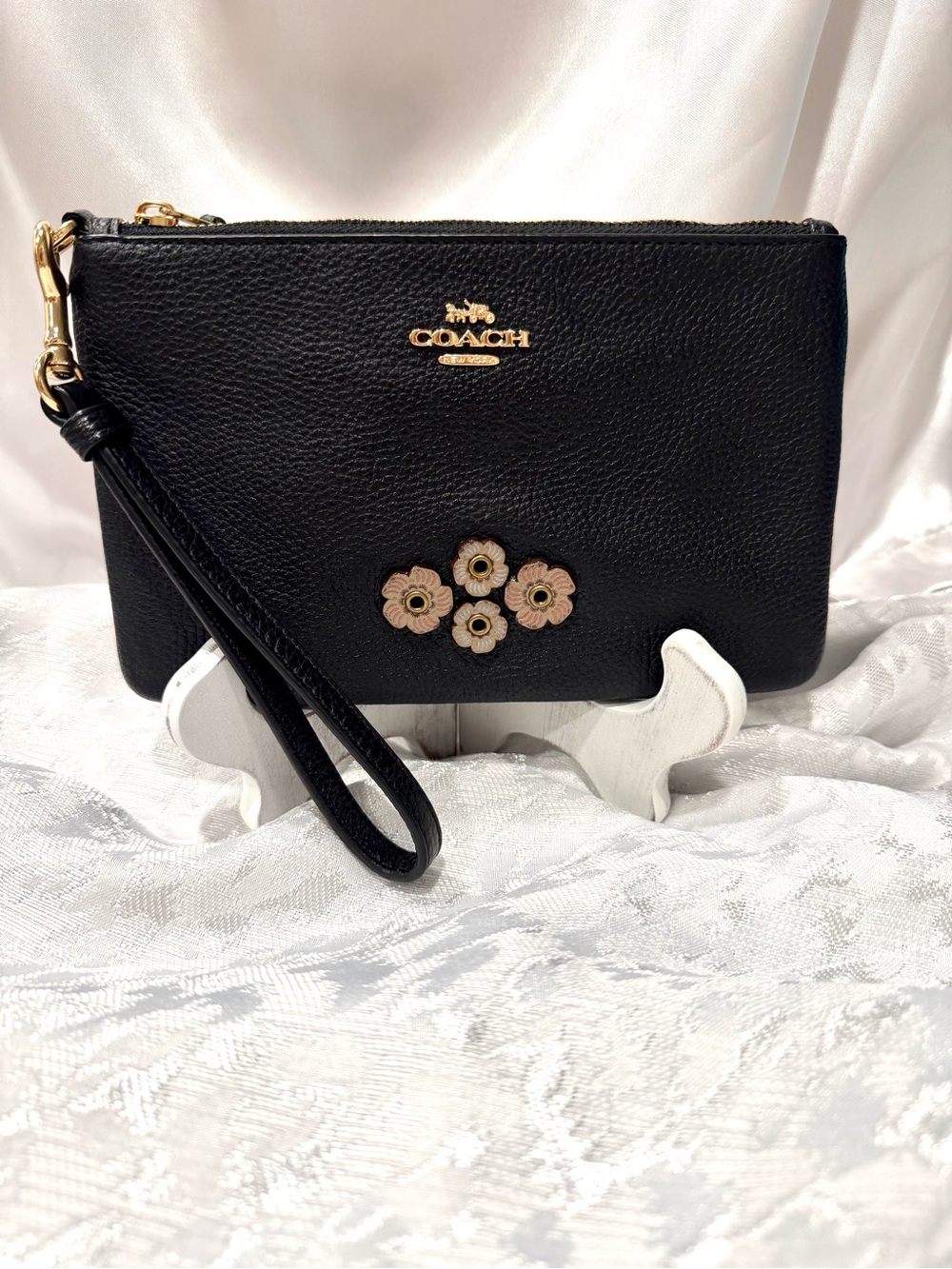 COACH Black Leather Floral Appliqué Wristlet